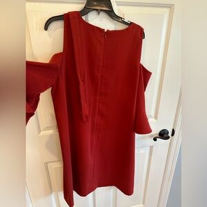 AT Factory open shoulder dress with waist tie